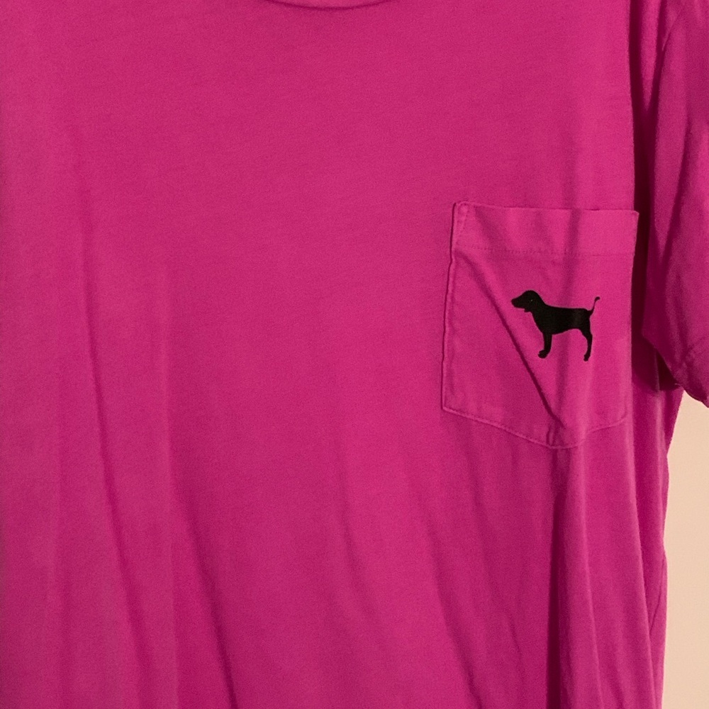Vs pink shirt